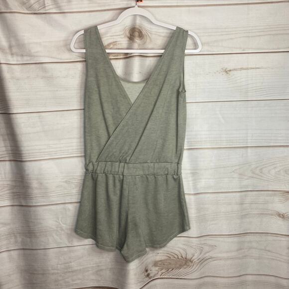 Rebel Sugar Gray Surplice Neckline Sleeveless Tie-Front Romper - Picture 5 of 6